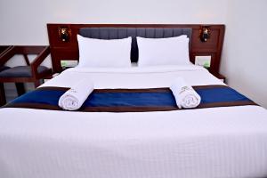 Sun & Sand Luxury Stays Sea View