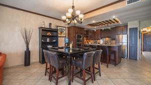 Scenic & Spacious Adorable Ocean Front Condo