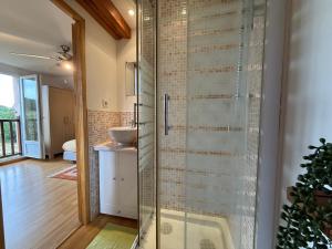Villas Maison familiale avec piscine privee et animaux admis a Saint-Mesmin - FR-1-839-10 : photos des chambres