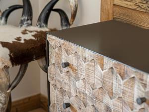 Appartement design convivial à Val d’Isère - FR-1-844-13