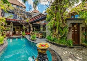 Bougenville 4 BR Villa Seminyak CYN