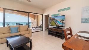 Sea-Spray Haven Fabulous Oceanfront Condo