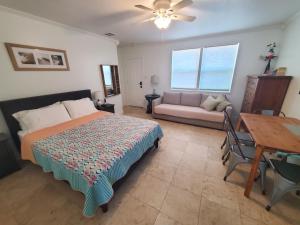 Vintage Beach Cottage