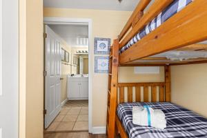 Shores of Panama 1217 | Emerald Beach Retreat