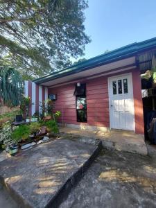 Dahlia Isabellas Home