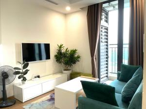 High Quality 2BR Apt In Ha Noi Centre Next To Marriott Hotel And Grand Plaza Hotel