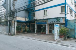 J&T Jamich Suites by RedDoorz