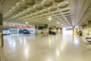 Brown Dot Hotel Minam