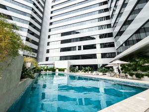 Suites de lujo cerca del WORLD TRADE CENTER, Parking Gratis, GYM, PISCINA