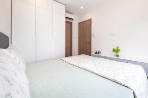 HOME, Apartments for rent in Vinhomes Grand Park, Free airport pick-up