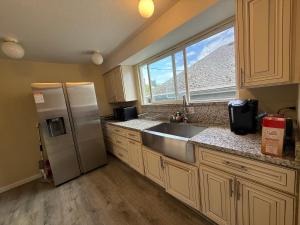 Private Room "Apple" by UW