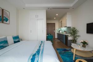 Highend Studio Apt With Private Walking Lake In Vinhomes Green Bay