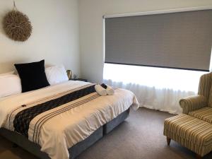 Lbarza Stylish 3BR Central Serviced Apartment
