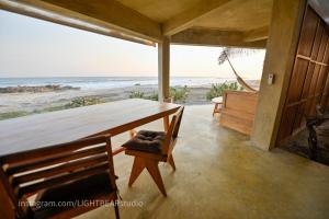UtopiAmar Beach House & Suites