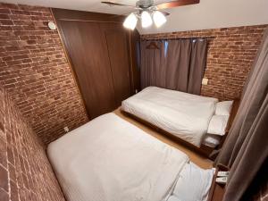 Hotel EL Shinjuku 1 free parking