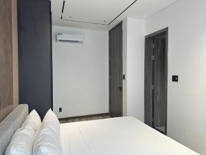 Song Cat Villa - 25DP8