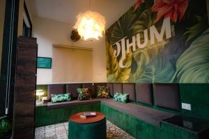 Grihum Living Girls - FEMALE ONLY