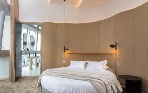 Vilnius TV Tower Apartments DEBESYS