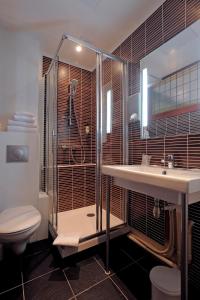 Hotels Le Grand Hotel : photos des chambres