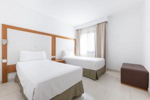 Friends Apartment room in Hesperia Bristol Playa
