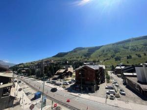 Résidence Equinoxe - studio face aux pistes en centre de station MAE-5291