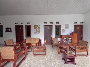 RedDoorz Syariah near AMIKOM Purwokerto