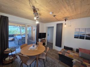 NomadLux Mobile Home - Pool & Parking - Twins 11, Holiday Village Twins, Pakoštane, Zadar County