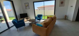 Villa neuve Hemera , 8 couchages, piscine & plage