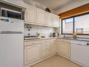 Traditional house by the beach #1979