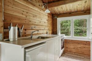 Log Cabin Near Vesterstrand On Anholt