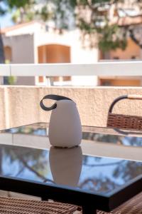 T2 - Residence avec piscine garage et tennis