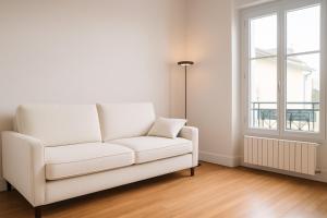 Eiffel Tower & Invalides - Cosy Quiet Appartement