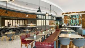 Full Burj Khalifa Panoramic View - Luxury Stay at Damac Maison Distinction