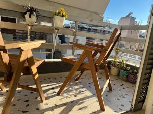 Modern & Homely apartment with balcony