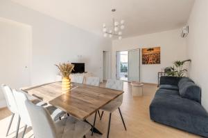 Villa Francesca - Beach and Airport