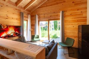 Ferienhaus Blockhouse 8 mit Sauna, Terrasse und Grill