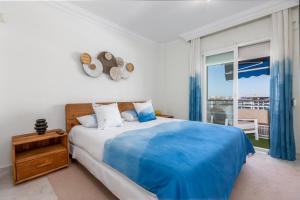 Apartment in Puerto Banus with pool views and parking