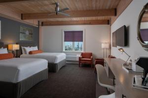 Queen Room with Two Queen Beds room in Harbor House Hotel and Marina
