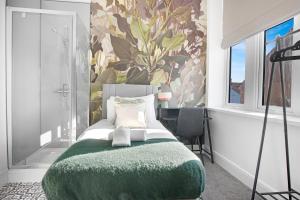 The Family Nest – 3-Bed Apartment with Parking