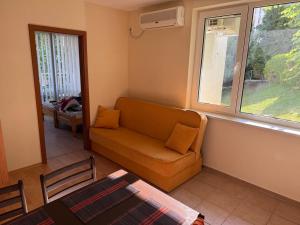 2-комнатные апартаменты у моря 10 бассейнов Crown Fort Noks