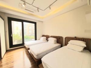 Joongjeon #Hanok # Seoul # Hongdae