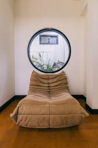 Modern Family House - 4 Bedrooms and 2 living rooms - fully furnished - 5 mins from Old Town with Art Gallery - Coffee Shop - and Creative Workshop - DEJA Home