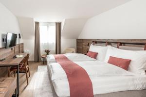 Double Room room in Hotel Krone Sarnen