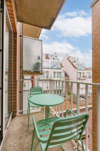 Huswell - Bright & Stylish Apartment with Balcony