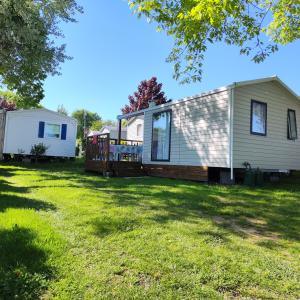 Campings Camping les Rives de Vilaine - proche Barrage d-Arzal - Calme et Nature : photos des chambres