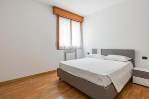 Bologna Modern Apartment by Wonderful Italy