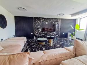 Pent Lucius - 3 bedroom Penthouse