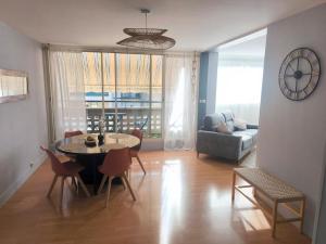 Appartements F2-3 Renove Moderne Spacieux Lumineux Centre-ville : photos des chambres