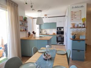 T3 Debourg, balcon, proche métro B