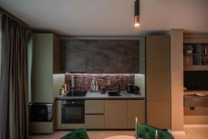 Topaz Apartment 96 in Odyssey Spa&Pool-parking